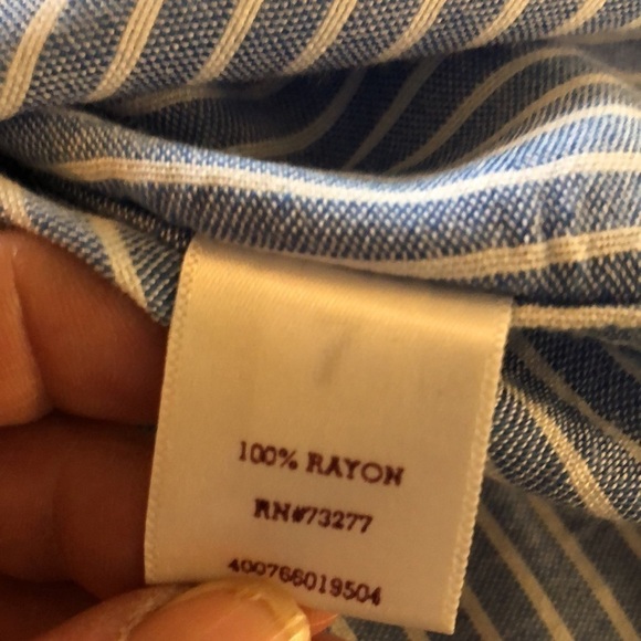 The So Perfect Sleeveless Shirt Relaxed Size Medium - Picture 10 of 11